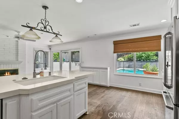 Tustin, CA 92705,10942 Harrogate Place
