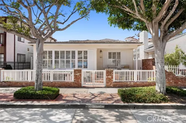 1537 E Ocean Boulevard, Newport Beach, CA 92661