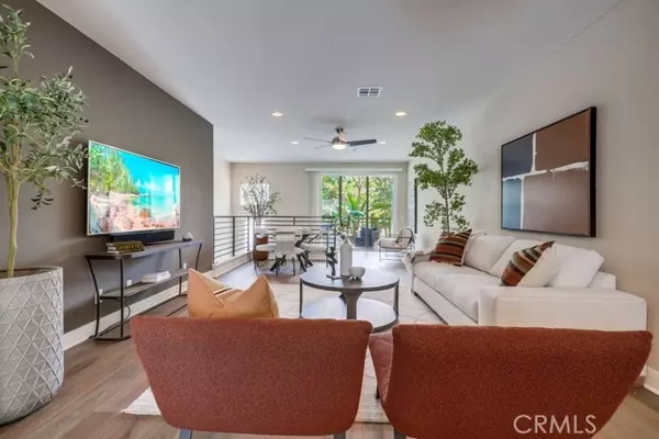 Irvine, CA 92612,75 Lennox