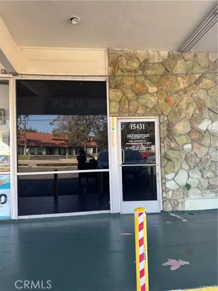 15431 Edwards, Huntington Beach, CA 92648