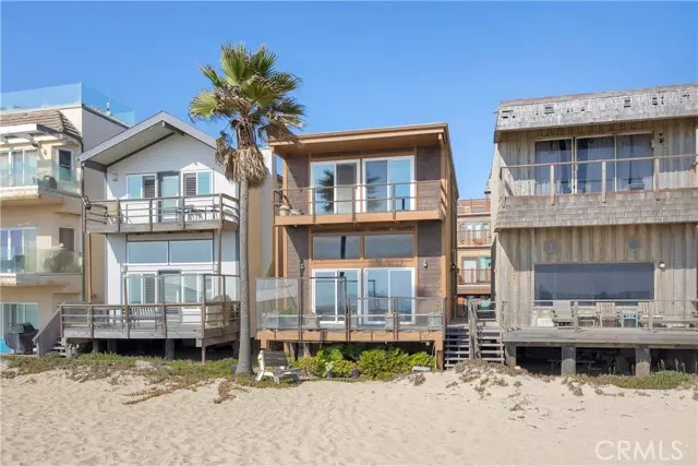 57 A Surfside Avenue, Surfside (seal Beach), CA 90743
