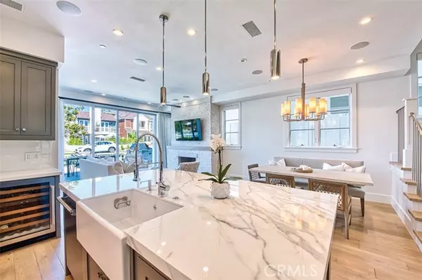Corona Del Mar (newport Beach), CA 92625,708 Heliotrope