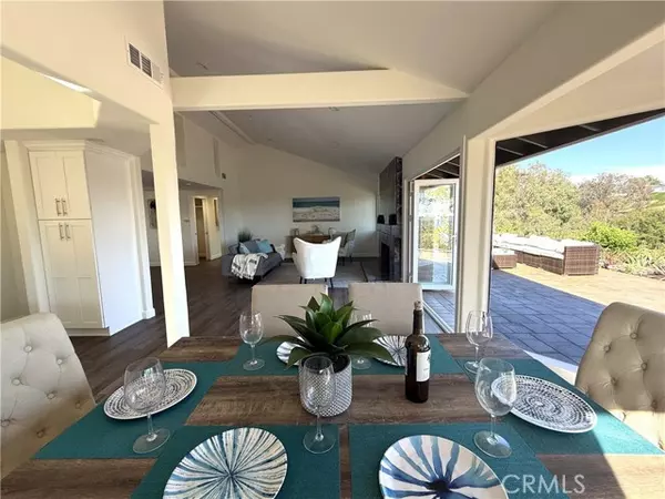 San Clemente, CA 92672,406 Calle Vista Torito