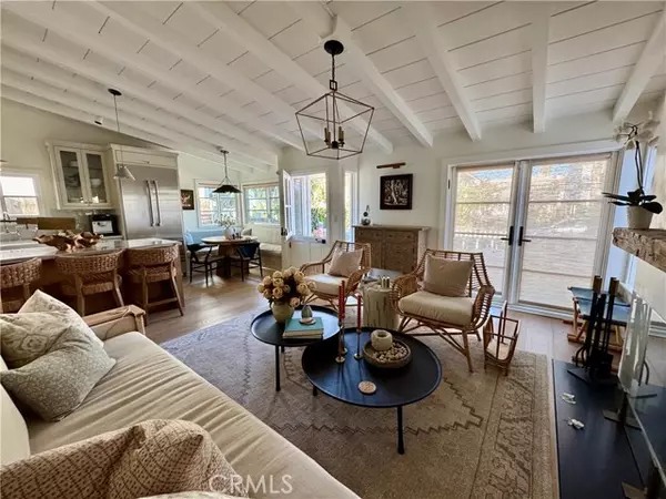 Corona Del Mar (newport Beach), CA 92625,718 Fernleaf