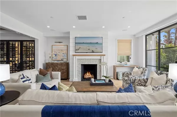 Corona Del Mar (newport Beach), CA 92625,302 Orchid Avenue