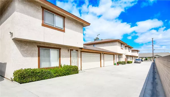 Bellflower, CA 90706,9112 Cedar St