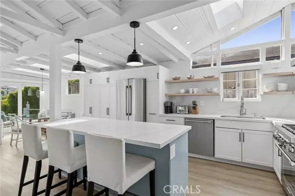 Corona Del Mar (newport Beach), CA 92625,550 Hazel