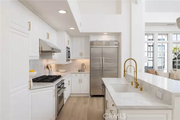 Corona Del Mar (newport Beach), CA 92625,2545 Bungalow Place