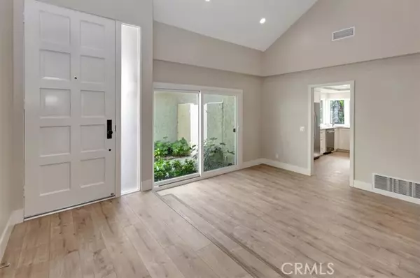 Newport Beach, CA 92660,2773 Vista Umbrosa