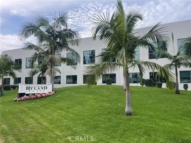 Costa Mesa, CA 92626,3525 Hyland