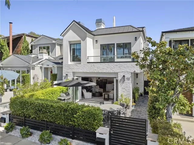 712 Marguerite, Corona Del Mar (newport Beach), CA 92625