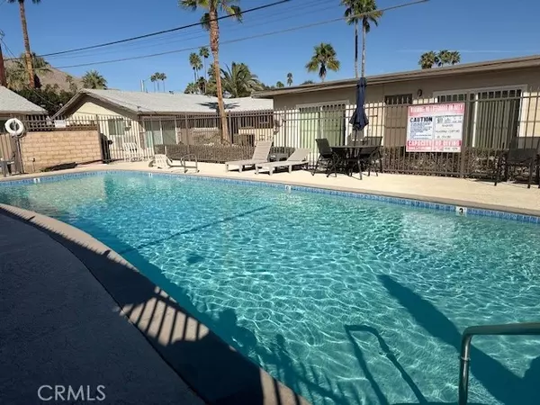 686 E Cottonwood Road #6, Palm Springs, CA 92262