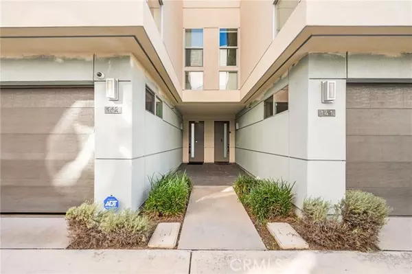 Costa Mesa, CA 92627,143 Mercer