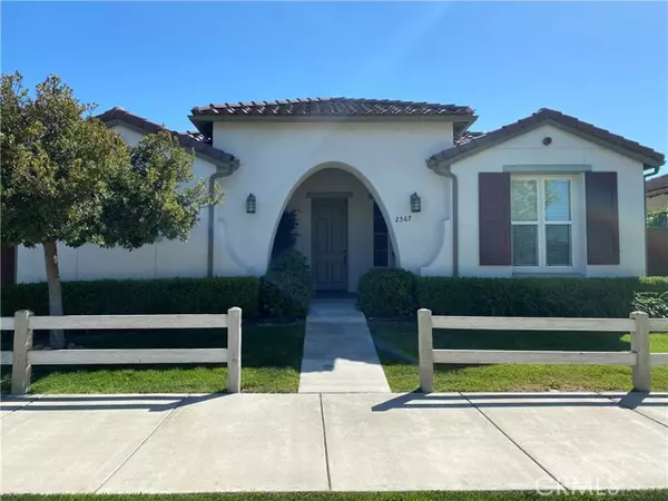 2567 Clubhouse Drive, Paso Robles, CA 93446