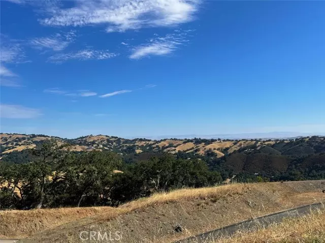 12382 Puente Road, Atascadero, CA 93422