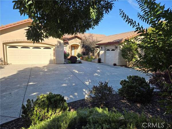 2270 Del Sol Place, Paso Robles, CA 93446