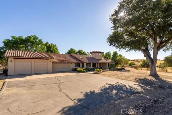 Paso Robles, CA 93446,5745 Iron Gate Road