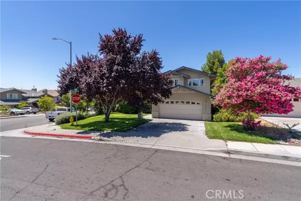 1511 Via Rosa, Paso Robles, CA 93446