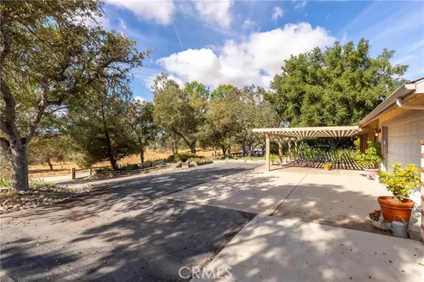 Paso Robles, CA 93446,5679 Loma Verde Drive