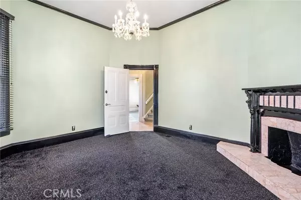 Paso Robles, CA 93446,1803 Pine Street