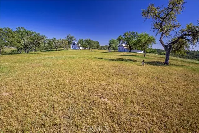 930 Windwood Road, Paso Robles, CA 93446