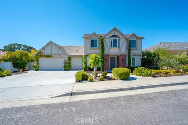 324 Cool Valley Drive, Paso Robles, CA 93446