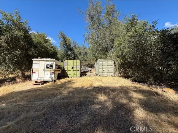 Bradley, CA 93426,18 Sapaque Valley rd