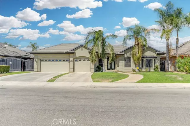4614 Crosshaven Avenue, Bakersfield, CA 93313