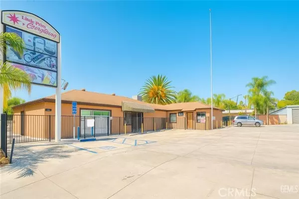 Bakersfield, CA 93308,306 Roberts Lane