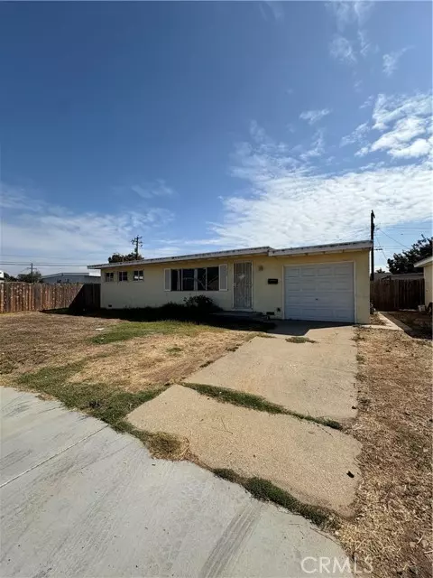 730 E. Las Flores Way, Santa Maria, CA 93454
