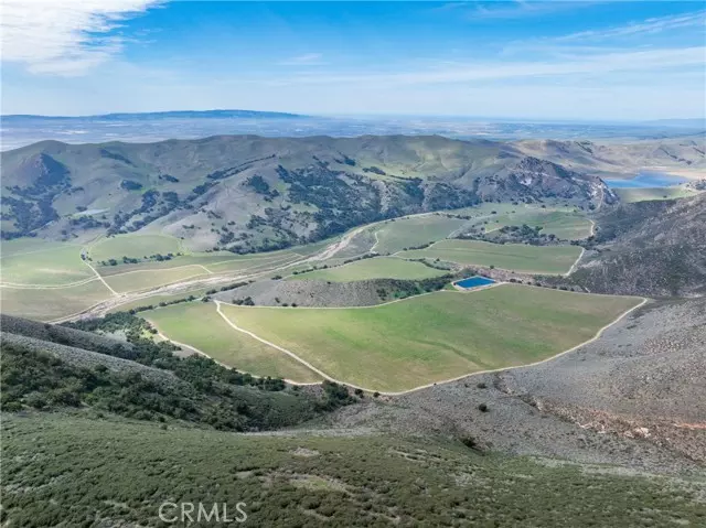 2200 White Rock Lane, Santa Maria, CA 93454