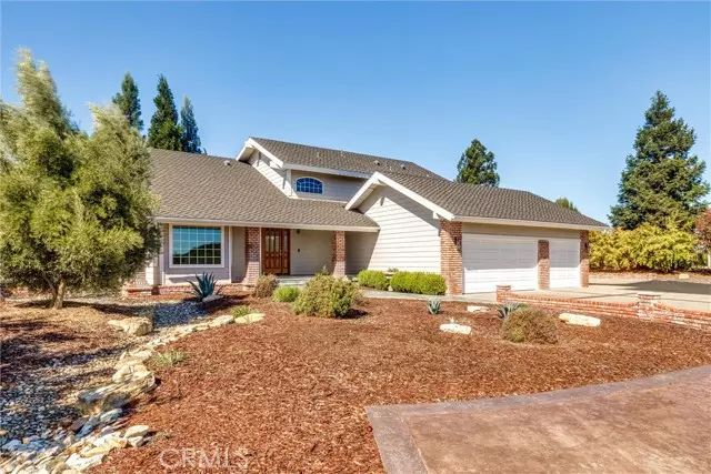 833 Rolling Hills Rd, Paso Robles, CA 93446