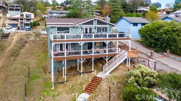 Lake Nacimiento, CA 93426,8744 Bluff Court