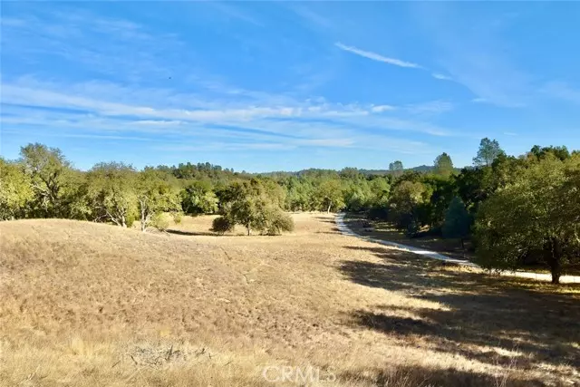Bradley, CA 93426,47811 Sapaque Valley