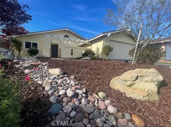 3279 Firtree Way, Paso Robles, CA 93446