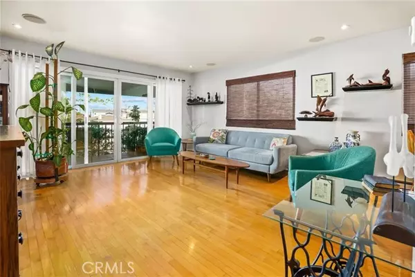 5898 E Naples #101, Long Beach, CA 90803