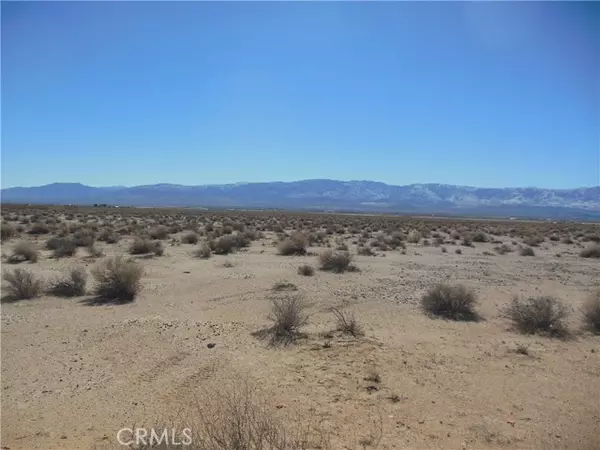 Lucerne Valley, CA 92536,139 Cuarto