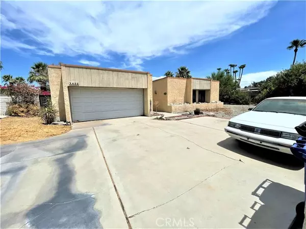 1422 E Vista Chino, Palm Springs, CA 92262