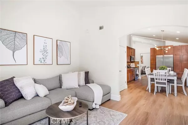 Mission Viejo, CA 92691,27546 Genil