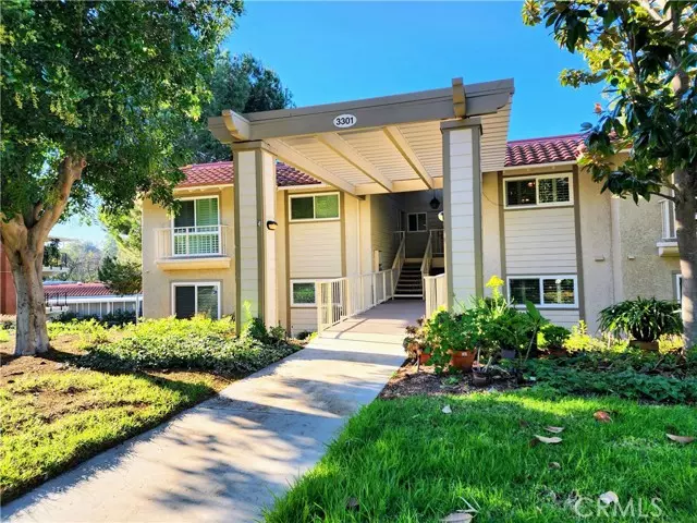 Laguna Woods, CA 92637,3301 Via Carrizo #O