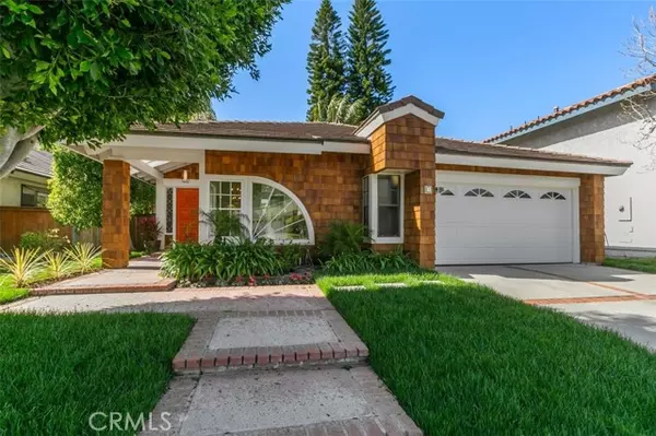 7 Redonda, Irvine, CA 92620