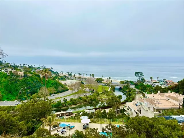 Laguna Beach, CA 92651,21775 Ocean Vista Drive #7