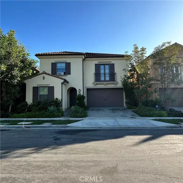 102 Crimson Oak, Irvine, CA 92620