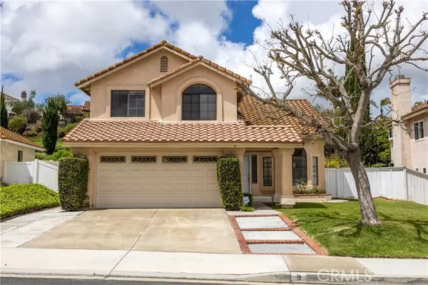 9 San Simon, Rancho Santa Margarita, CA 92688