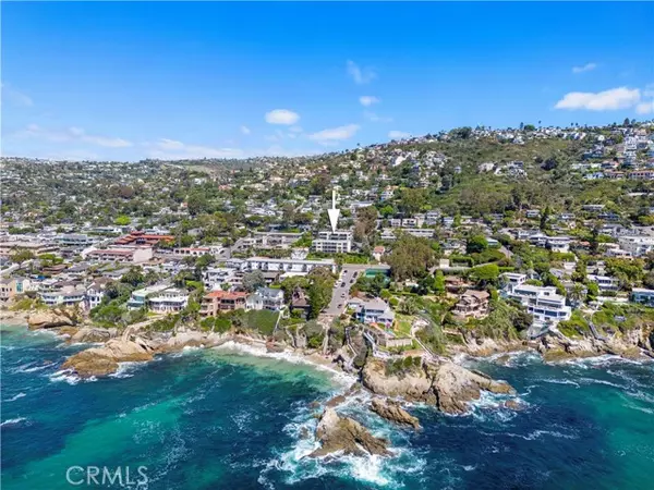 Laguna Beach, CA 92651,240 Moss Street #6