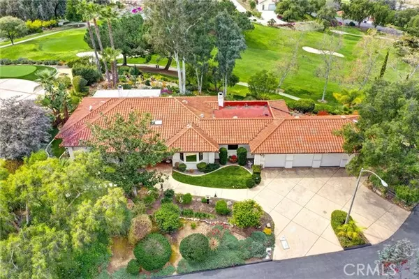 2570 Tunrif Court, Vista, CA 92084