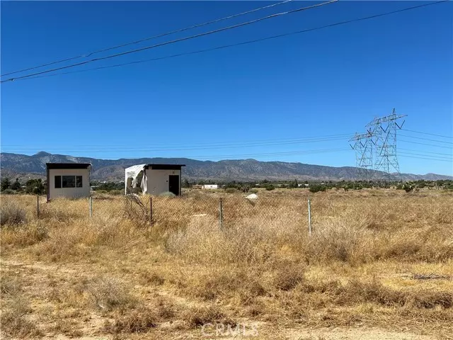 Phelan, CA 92371,5755 Coyote Road