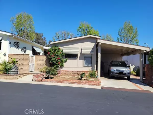 732 Knoll Lake #265, Brea, CA 92821