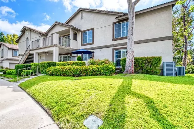 Lake Forest (el Toro), CA 92610,343 Chaumont Circle