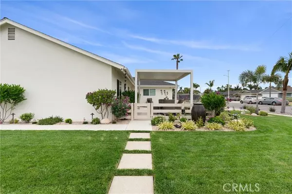 Huntington Beach, CA 92646,8381 Heron Circle